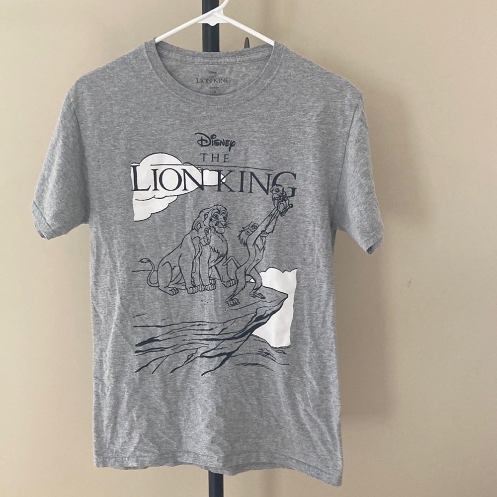 Disney The Lion King Tee Size Small